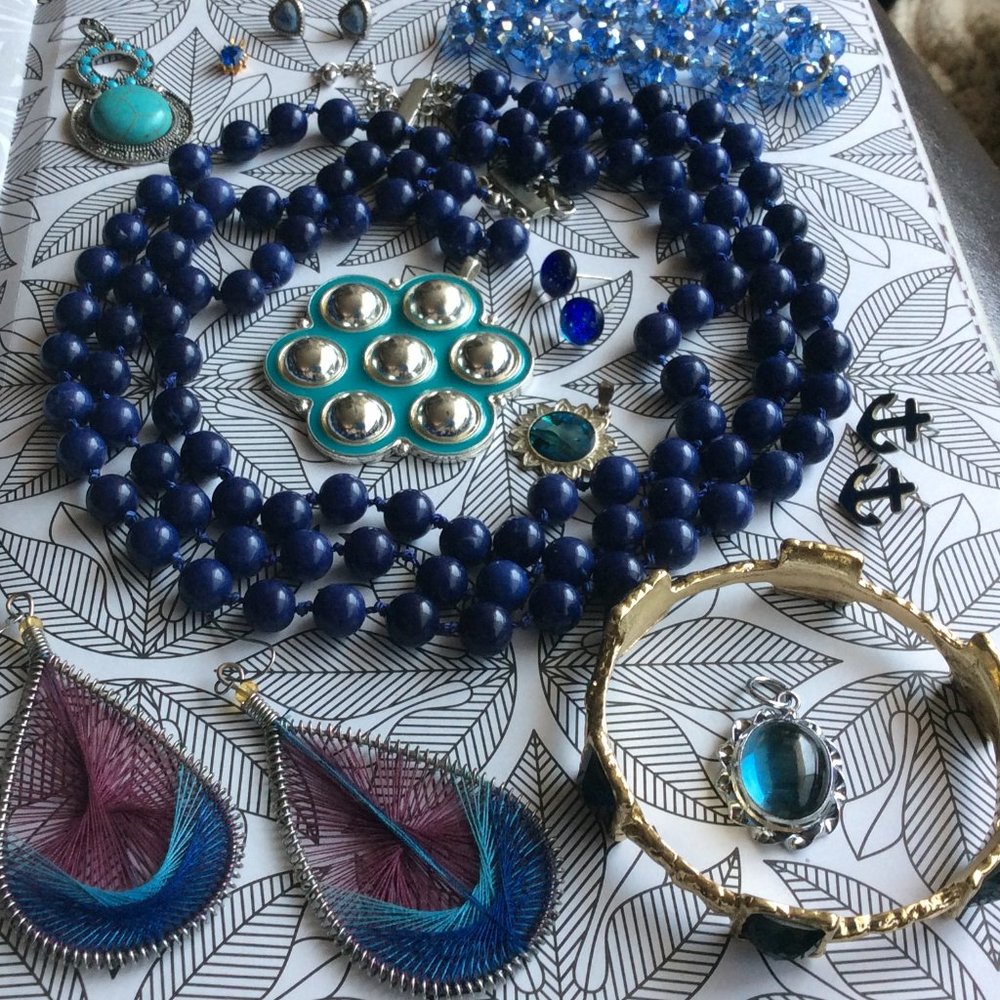 Don't be Blue Vintage Designer Jewelry Collection 12 items silver Must C!